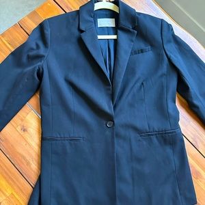Everlane black blazer